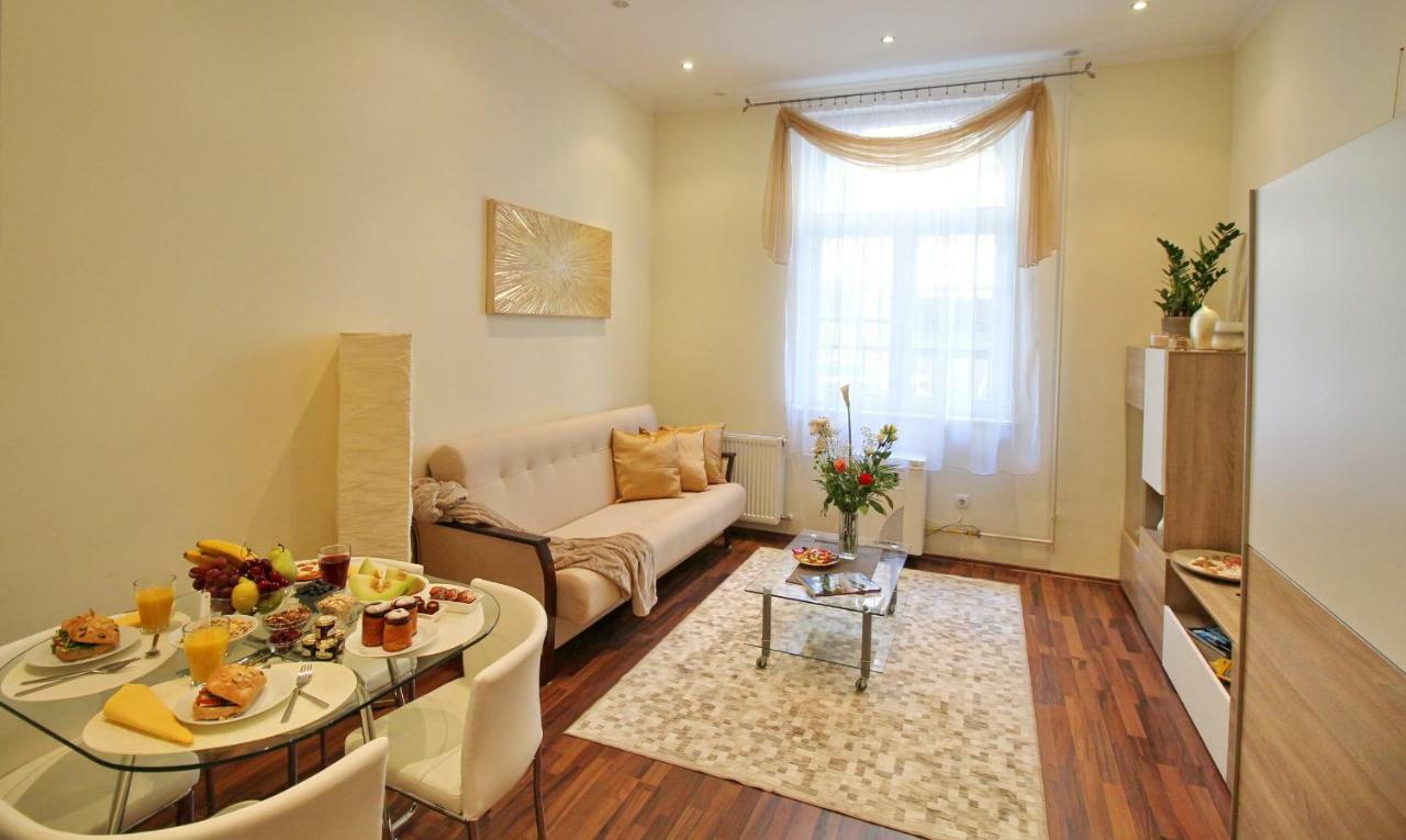 Castle Court Apartman